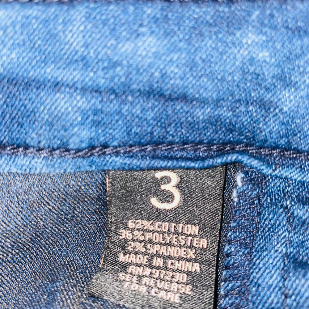 Almost Famous Button Panel Pull On Cuffed Shorts - image 8